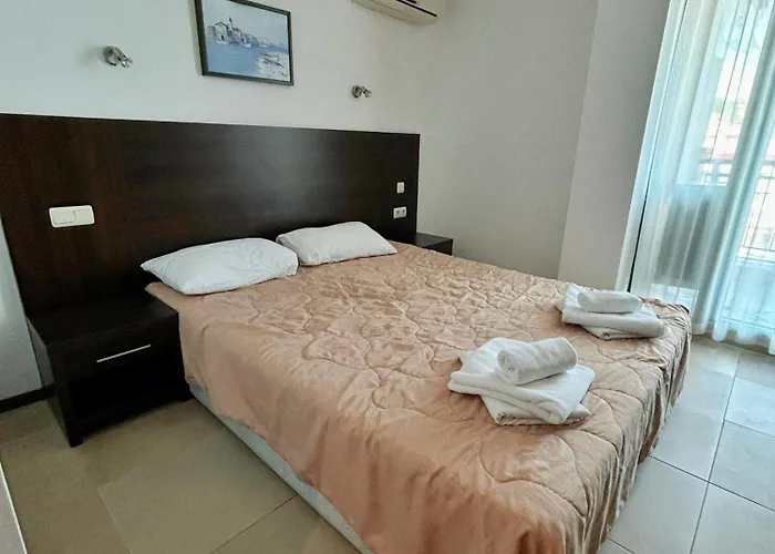 East Village - Aparthotel Balchik
